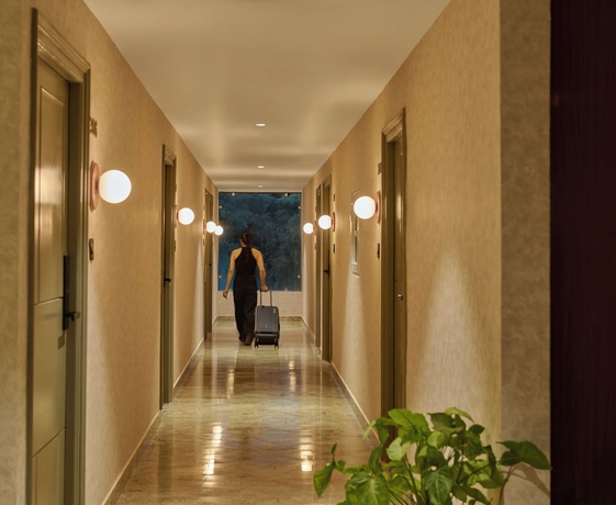 Imagen de los interiores del Hotel Minimalist - The Varanasi Edit. Foto 11
