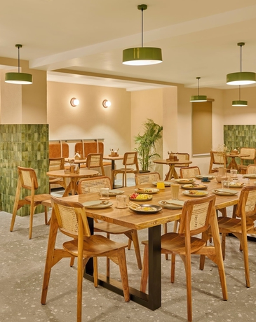 Imagen de los interiores del Hotel Minimalist - The Varanasi Edit. Foto 16