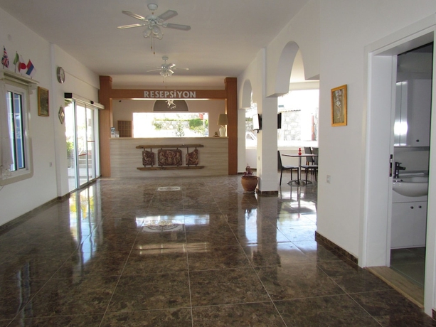 Imagen de los interiores del Hotel Ministar. Foto 14