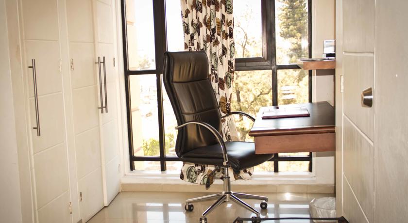 Imagen de los interiores del Hotel Minister Business. Foto 7