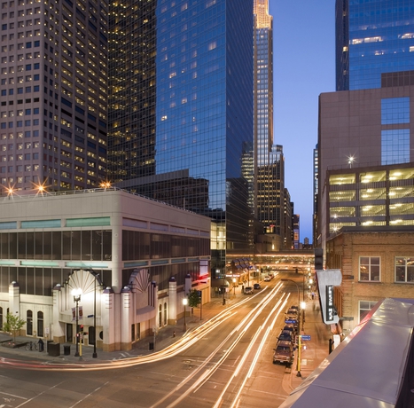 Imagen de los exteriores del Hotel Minneapolis Marriott City Center. Foto 13