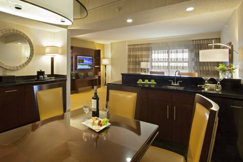 Imagen de la habitación del Hotel Minneapolis Marriott Northwest. Foto 3