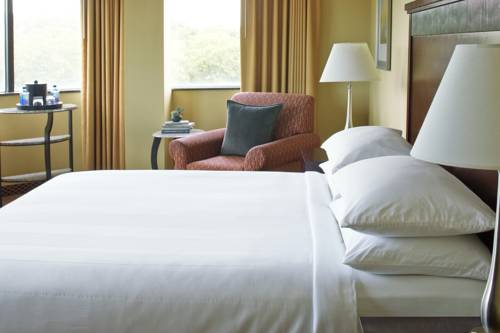 Imagen de la habitación del Hotel Minneapolis Marriott West. Foto 2