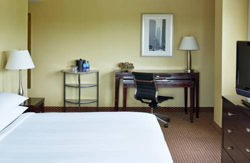 Imagen de la habitación del Hotel Minneapolis Marriott West. Foto 4