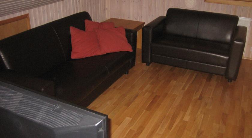 Imagen de los interiores del Hotel Minniborgir Cottages. Foto 11