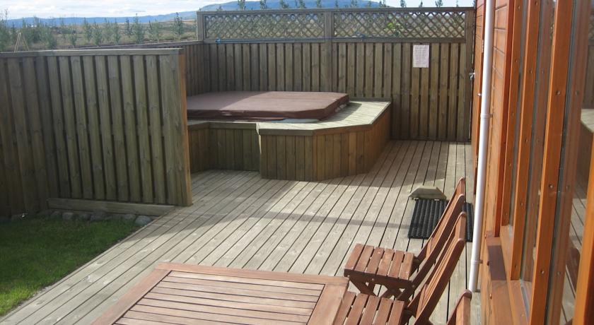 Imagen de los exteriores del Hotel Minniborgir Cottages. Foto 8