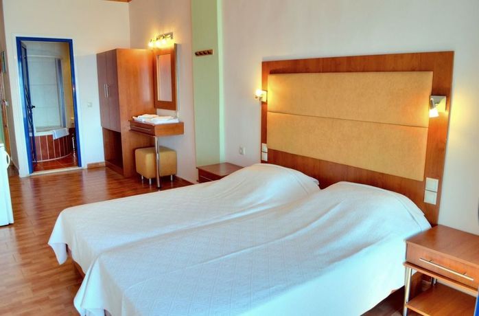 Imagen de la habitación del Hotel Minos, Agia Galini. Foto 4
