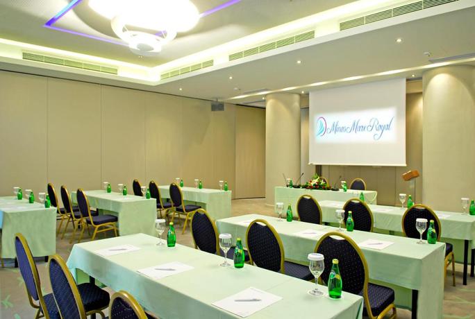 Imagen de los interiores del Hotel Minos Mare Royal. Foto 8