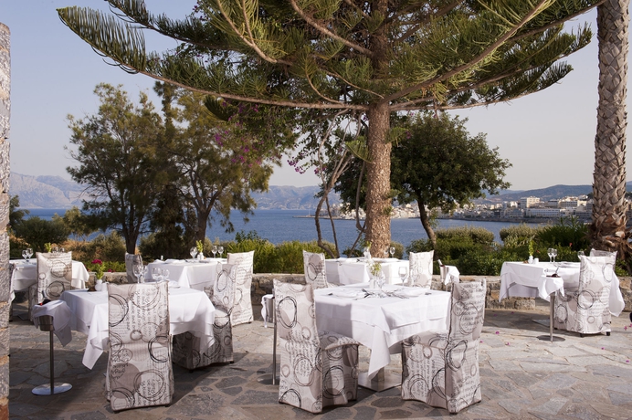 Imagen del bar/restaurante del Hotel Minos Palace Resort - Adults Only. Foto 4