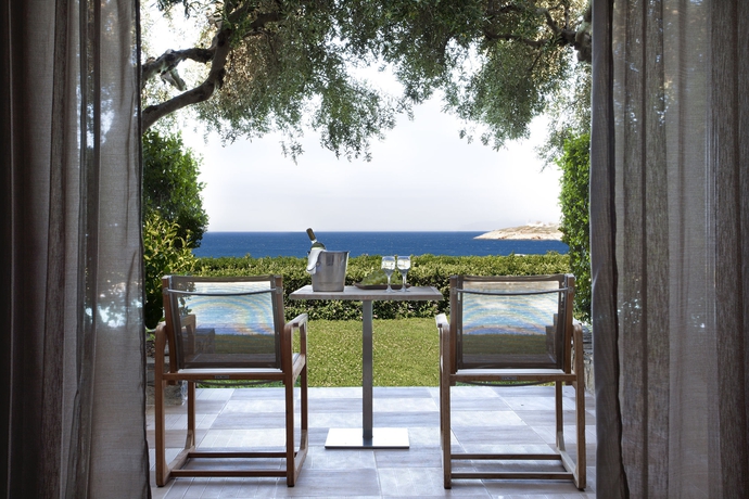 Imagen de los exteriores del Hotel Minos Palace Resort - Adults Only. Foto 9