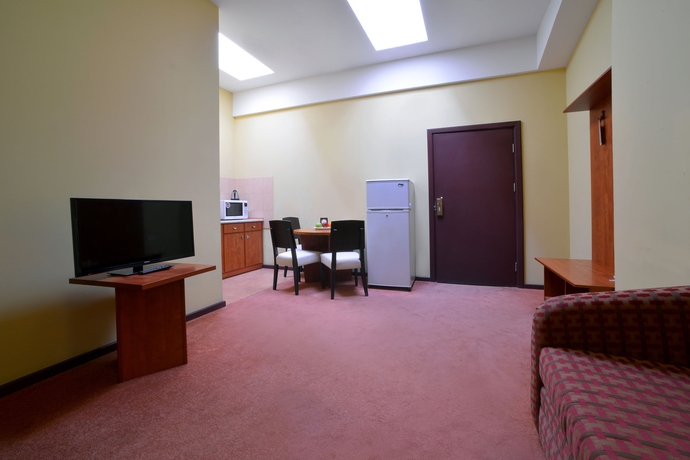 Imagen de los interiores del Hotel Minotel Barsam Suites. Foto 16