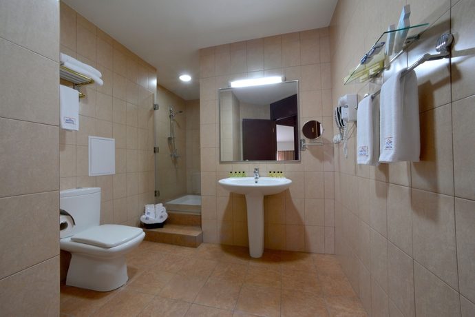 Imagen de la habitación del Hotel Minotel Barsam Suites. Foto 9