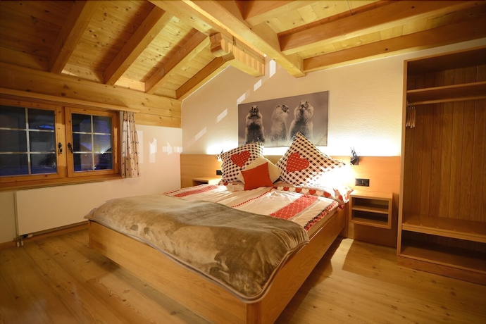 Imagen de la habitación del Hotel Minotel Madrisajoch. Foto 11
