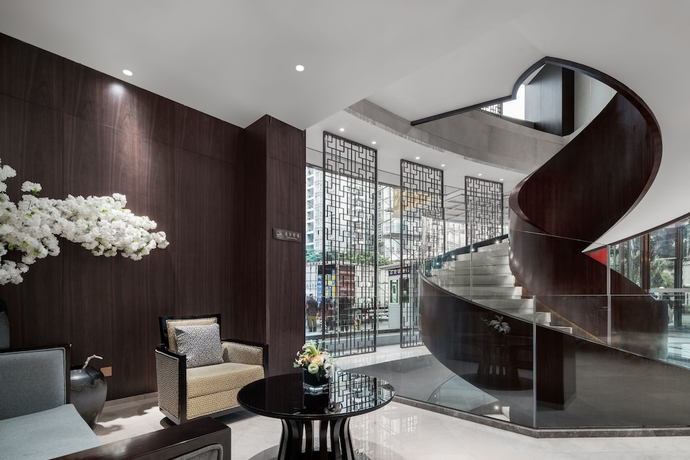 Imagen de los interiores del Hotel Minshan Lhasa Grand. Foto 19