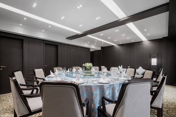 Imagen del bar/restaurante del Hotel Minshan Lhasa Grand. Foto 4
