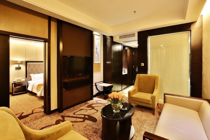 Imagen de la habitación del Hotel Minshan Yuanlin Grand. Foto 7