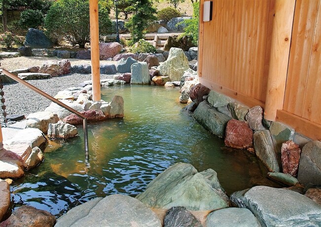 Imagen de la piscina del Hotel Minshuku Ikemori. Foto 34