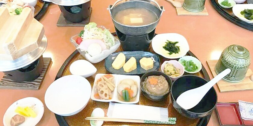 Imagen del bar/restaurante del Hotel Minshuku Inn Shirahama Ekinoyado. Foto 14