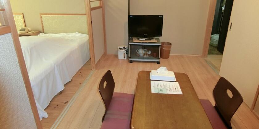 Imagen general del Hotel Minshuku Inn Shirahama Ekinoyado. Foto 5