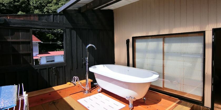 Imagen general del Hotel Minshuku Inn Shirahama Ekinoyado. Foto 9