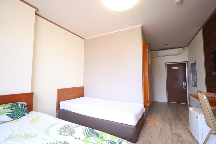 Imagen de la habitación del Hotel Minshuku Seaside House Dugong. Foto 1