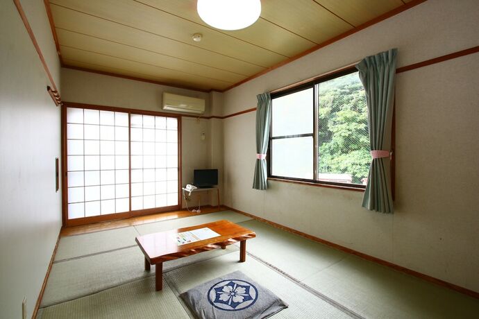 Imagen de la habitación del Hotel Minshuku Takesugi. Foto 12