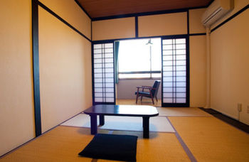 Imagen de los interiores del Hotel Minshuku Wakatake. Foto 4