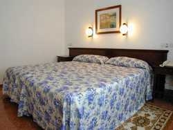 Imagen de la habitación del Hotel Minso. Foto 8