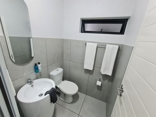 Imagen de la habitación del Hotel Mint Express Melrose View. Foto 8