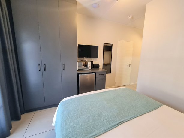 Imagen de la habitación del Hotel Mint Express Melrose View. Foto 9