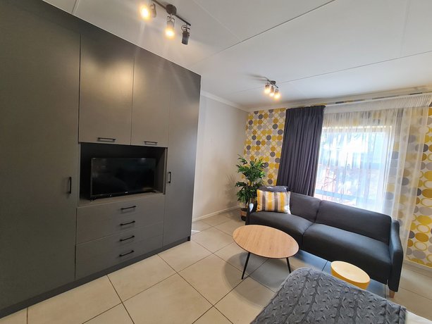 Imagen de la habitación del Hotel Mint Express Melrose View. Foto 17