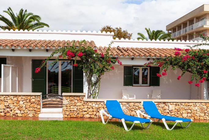 Imagen de los exteriores del Hotel Minura Sur Menorca. Foto 19