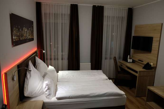 Imagen de la habitación del Hotel Minx - CityHotels. Foto 3
