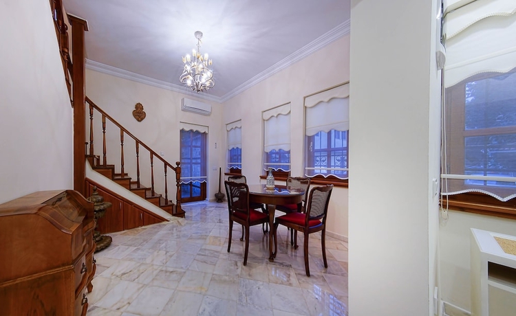 Imagen de los interiores del Hotel Minyon. Foto 12