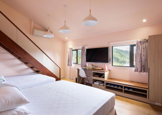 Imagen de la habitación del Hotel Minzu. Foto 8