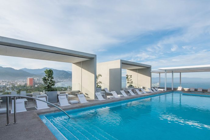 Imagen de la piscina del Hotel Mio Vallarta - Adults Only. Foto 16