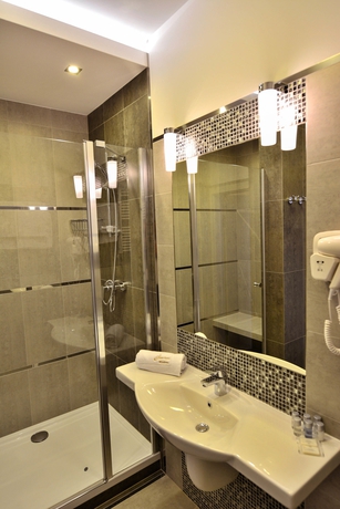 Imagen de la habitación del Hotel Miodowa. Foto 9