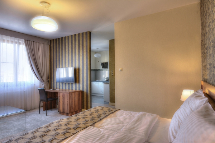 Imagen de la habitación del Hotel Miodowa. Foto 12