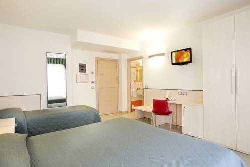 Imagen de la habitación del Hotel Miorelli. Foto 8