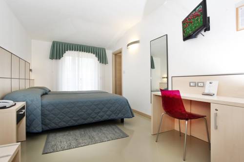 Imagen de la habitación del Hotel Miorelli. Foto 9