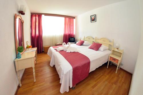 Imagen de la habitación del Hotel Miorita Neptun. Foto 6