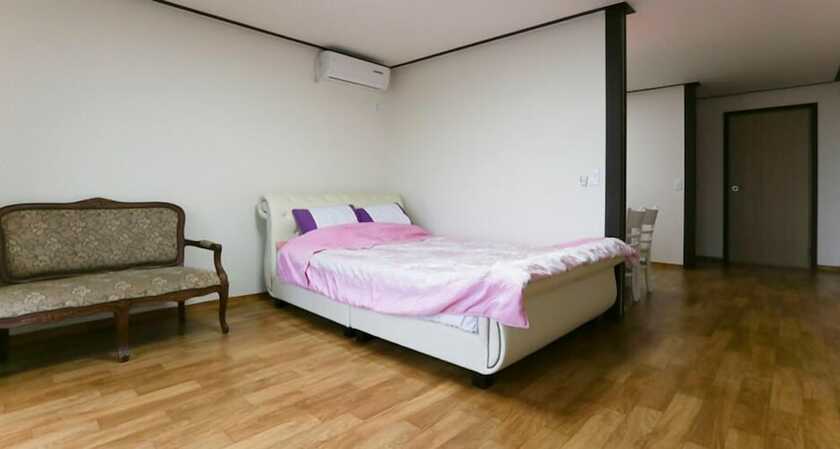 Imagen general del Hotel Mir House 1157. Foto 5