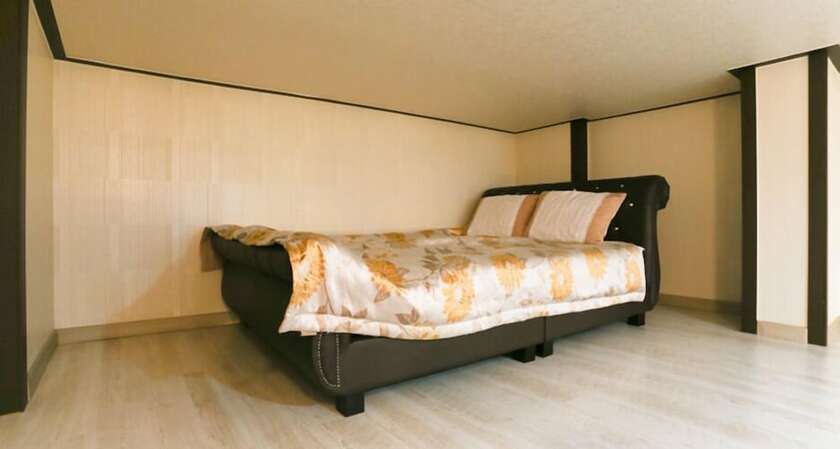 Imagen de la habitación del Hotel Mir House 1157. Foto 15