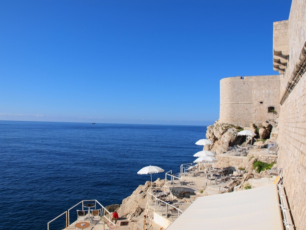 Imagen de los exteriores del Hotel MirÓ Studio Apartments. Foto 9