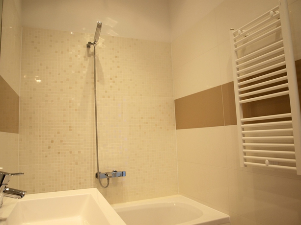 Imagen de la habitación del Hotel MirÓ Studio Apartments. Foto 4