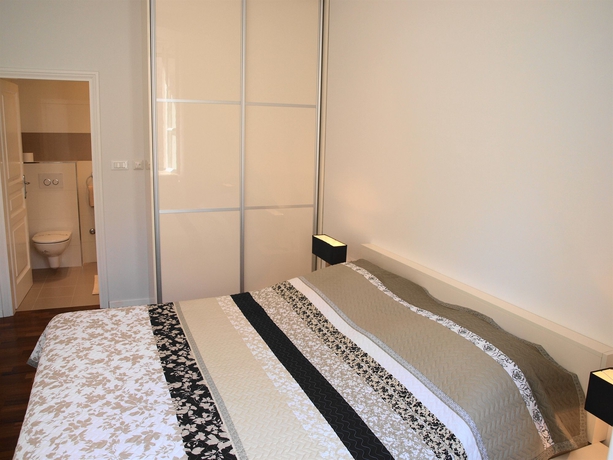 Imagen de la habitación del Hotel MirÓ Studio Apartments. Foto 7