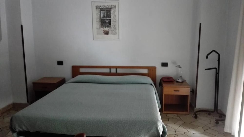 Imagen de la habitación del Hotel Mira, Biumo Superiore. Foto 5