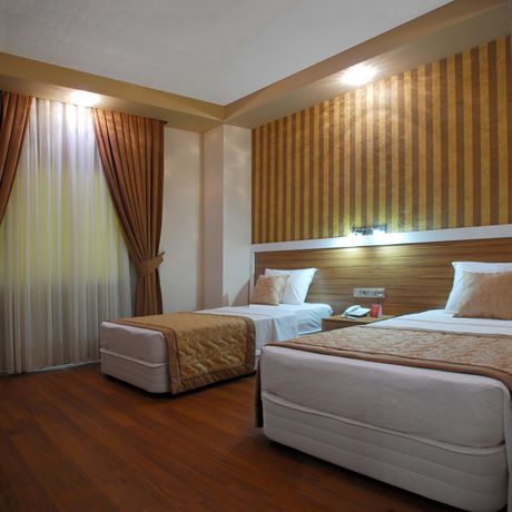 Imagen de la habitación del Hotel Mira Blue. Foto 2