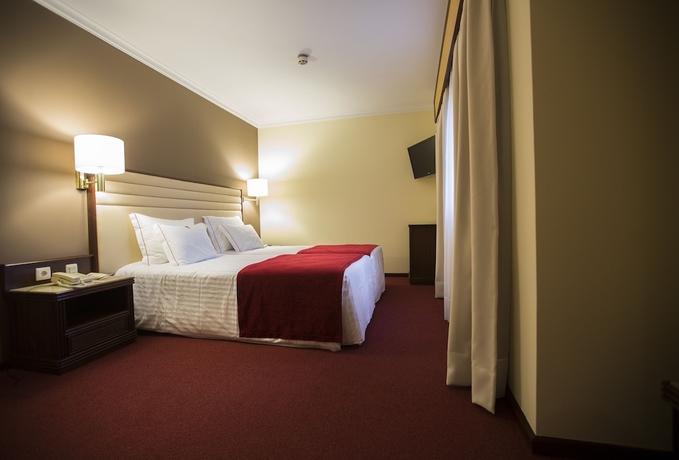 Imagen de la habitación del Hotel Mira Corgo. Foto 14