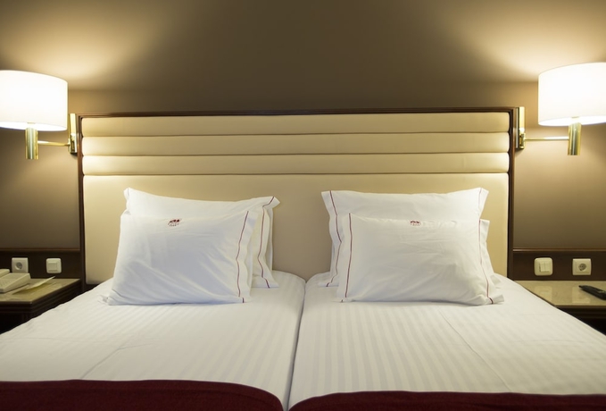 Imagen de la habitación del Hotel Mira Corgo. Foto 15